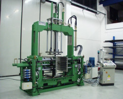 Universal Die-Casting Machine MR 1300 UN