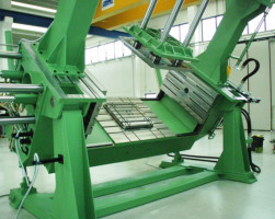 Universal Die-Casting Machine MR 2500 UN