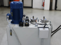 Universal Die-Casting Machine MR 1500 PB - Hydraulic unit
